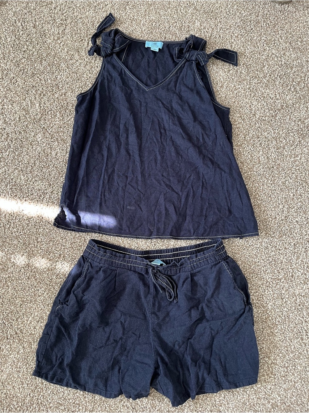 CeCe Women’s Navy Tie-Shoulder Tank & Drawstring Shorts Linen Set